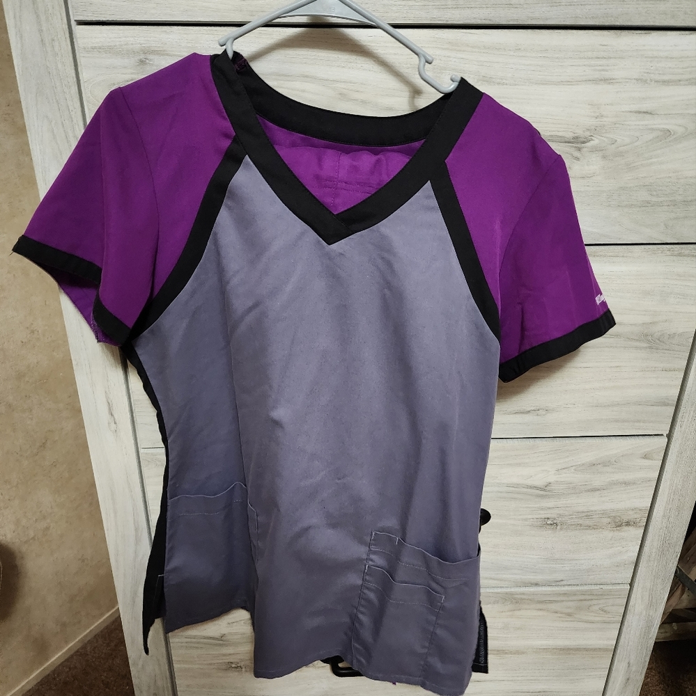 Medium petite scrub sets